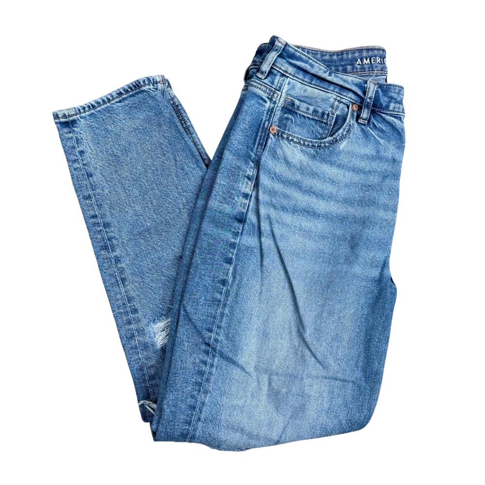 American Eagle Strigid Mom Jeans Women Size 8 Distressed Tapered